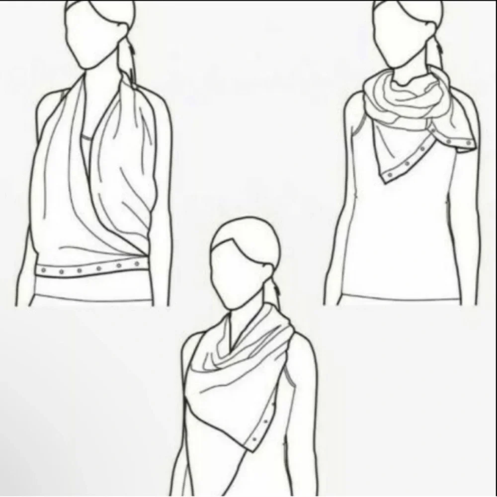 Lululemon Vinyasa Black White Herringbone Infinity Scarf Wrap Snaps One Size